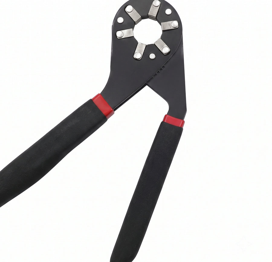 Close-up of the wrench head and its six sliding jaws
