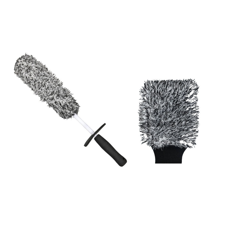 The black set: one black and white wheel brush and one black and white wash mitt